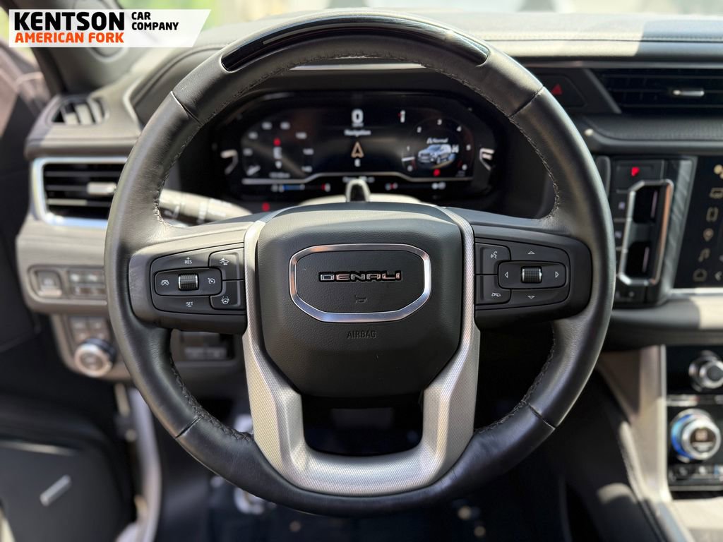 Used 2024 GMC Yukon XL Denali w/ Advanced Technology Package AWD/4WD image 14