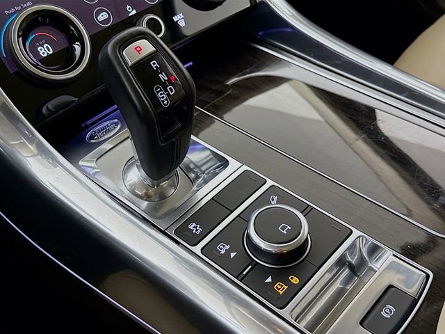 Used 2020 Land Rover Range Rover Sport HSE image 17