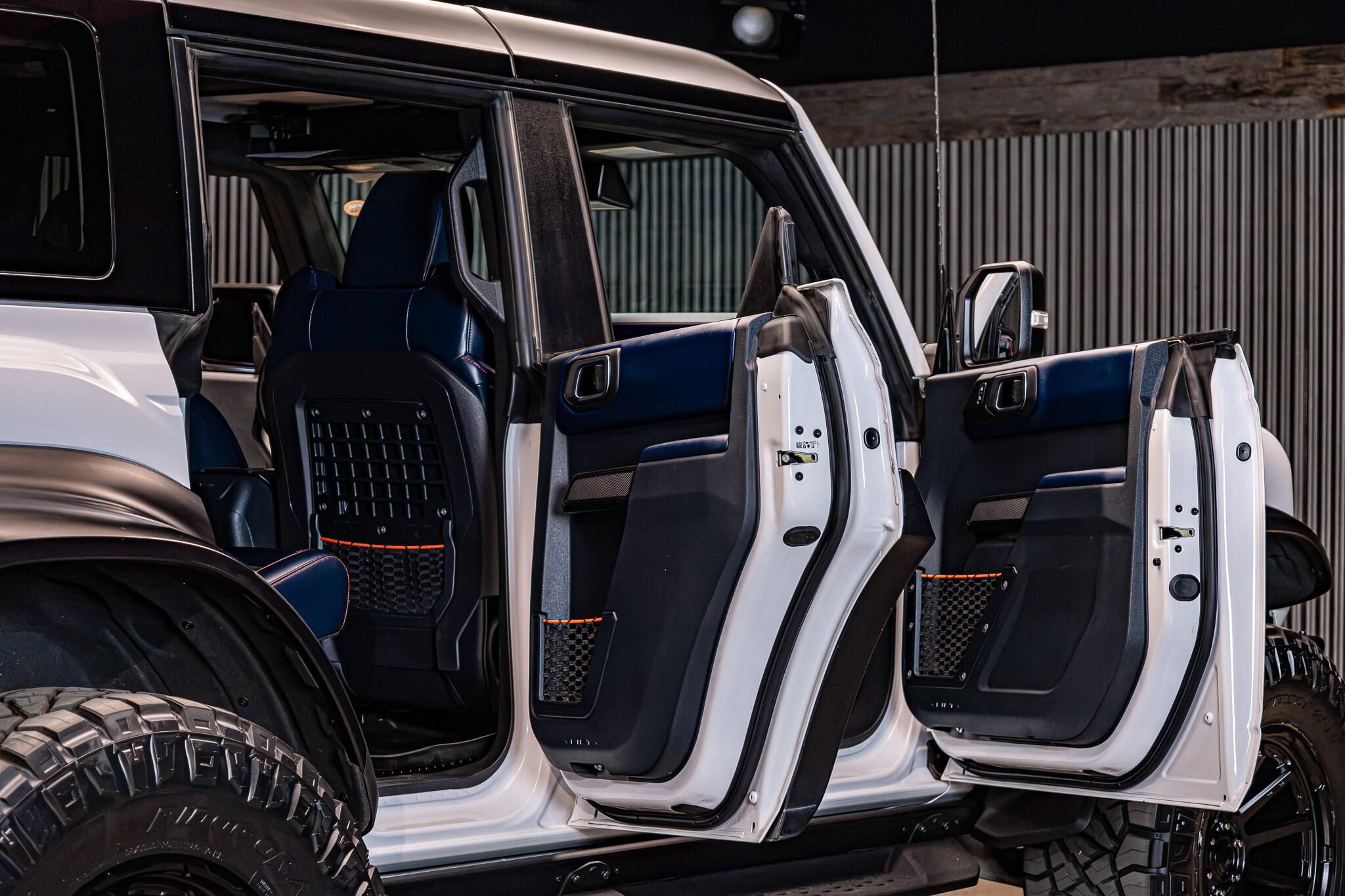 Used 2024 Ford Bronco Raptor w/ Interior Carbon Fiber Pack 6 AWD/4WD image 29