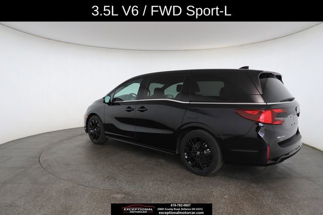 Used 2025 Honda Odyssey Sport-L image 11