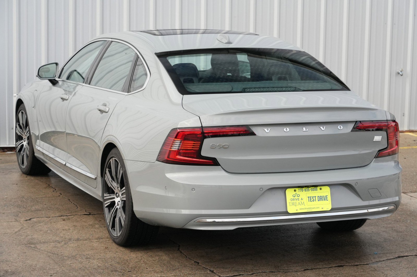 Used 2024 Volvo S90 T8 Ultimate image 50