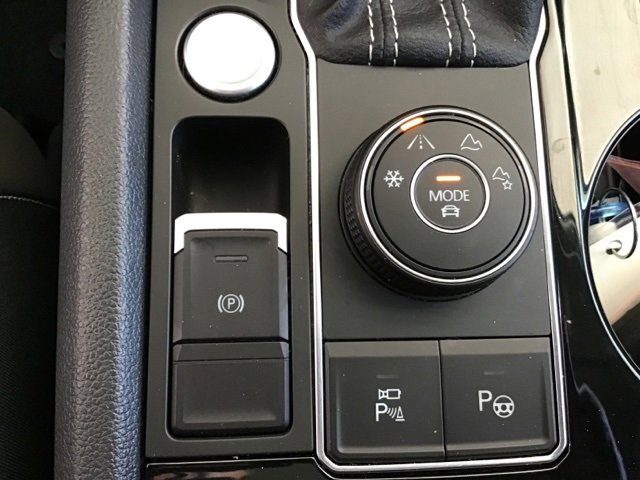 Used 2021 Volkswagen Atlas SEL Premium image 32