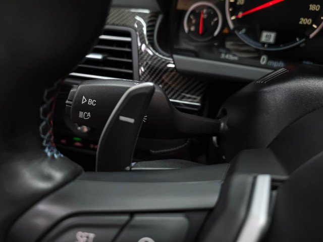 Used 2016 BMW M6 Convertible RWD image 21