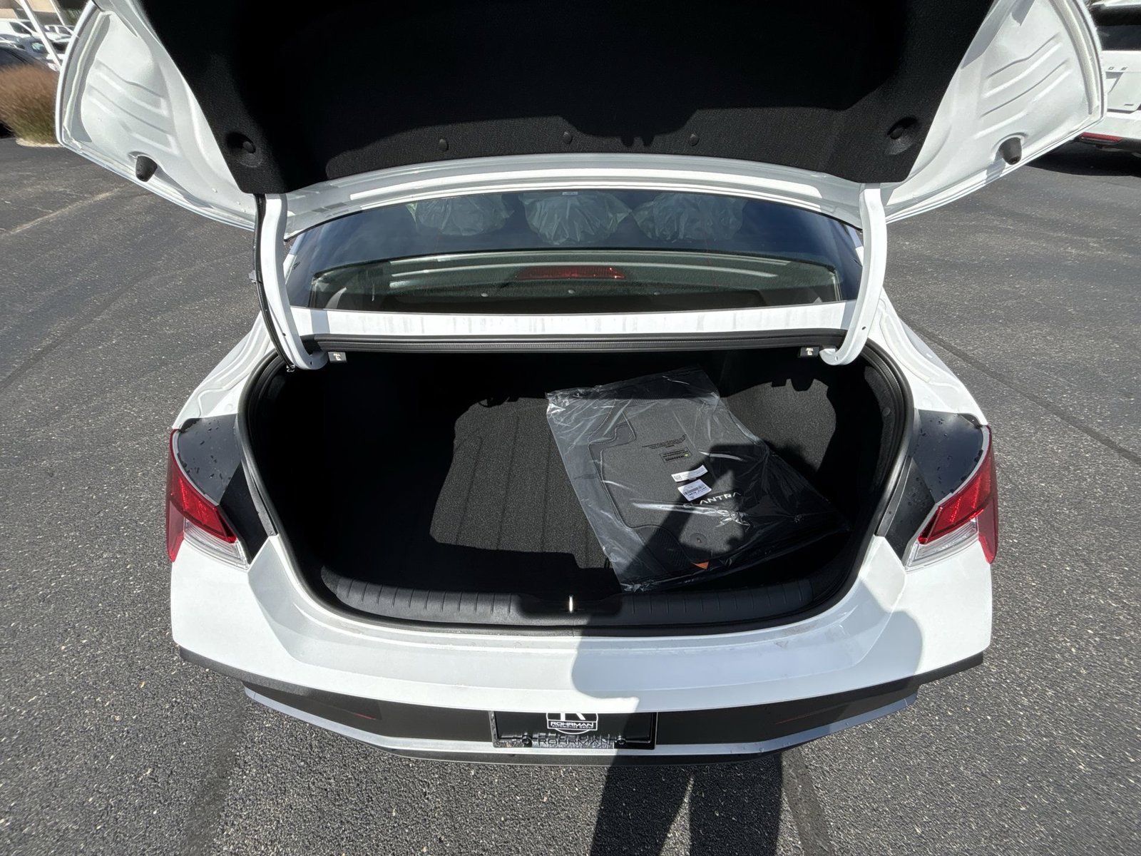 New 2026 Hyundai Elantra SEL Sport FWD image 23
