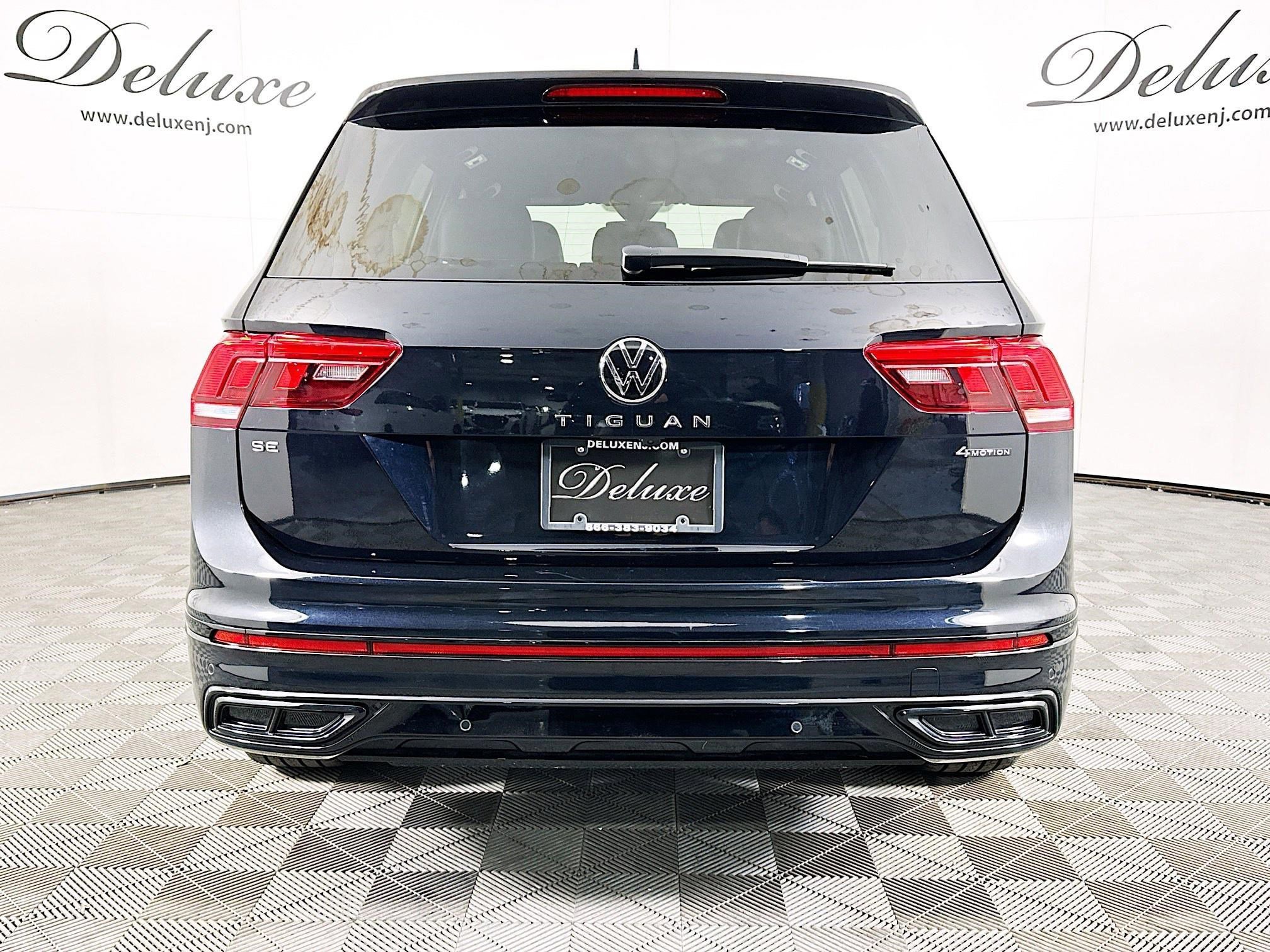 Used 2024 Volkswagen Tiguan SE R-Line AWD/4WD image 5