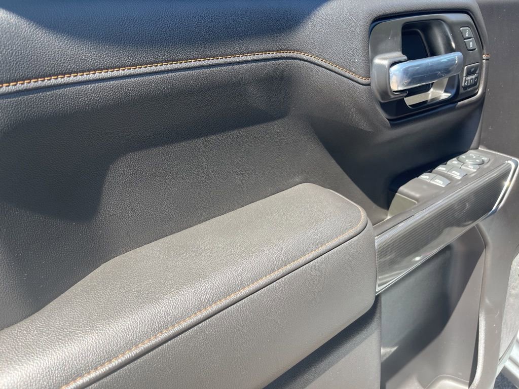 Used 2021 GMC Sierra 1500 AT4 w/ Technology Package image 17