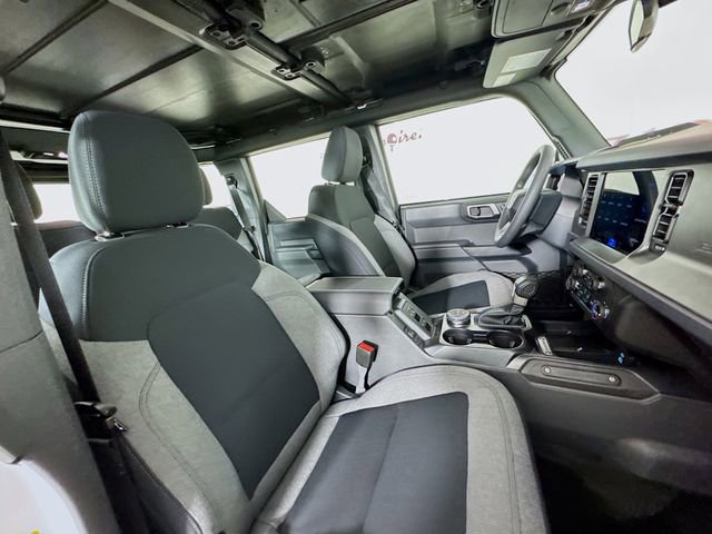 New 2025 Ford Bronco 4-Door image 29