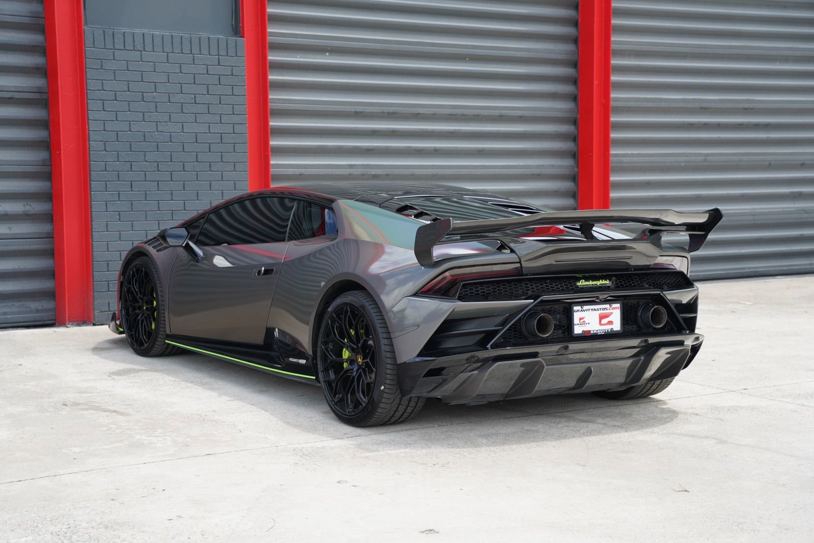 Used 2021 Lamborghini Huracan EVO image 7