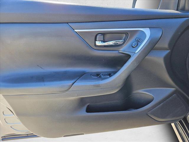 Used 2017 Nissan Altima 2.5 SV image 10