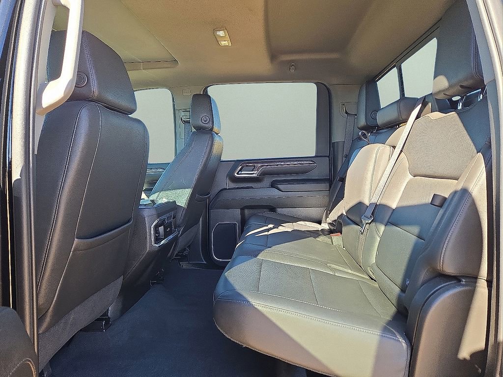 Used 2024 Chevrolet Silverado 3500 LTZ w/ LTZ Convenience Package image 14