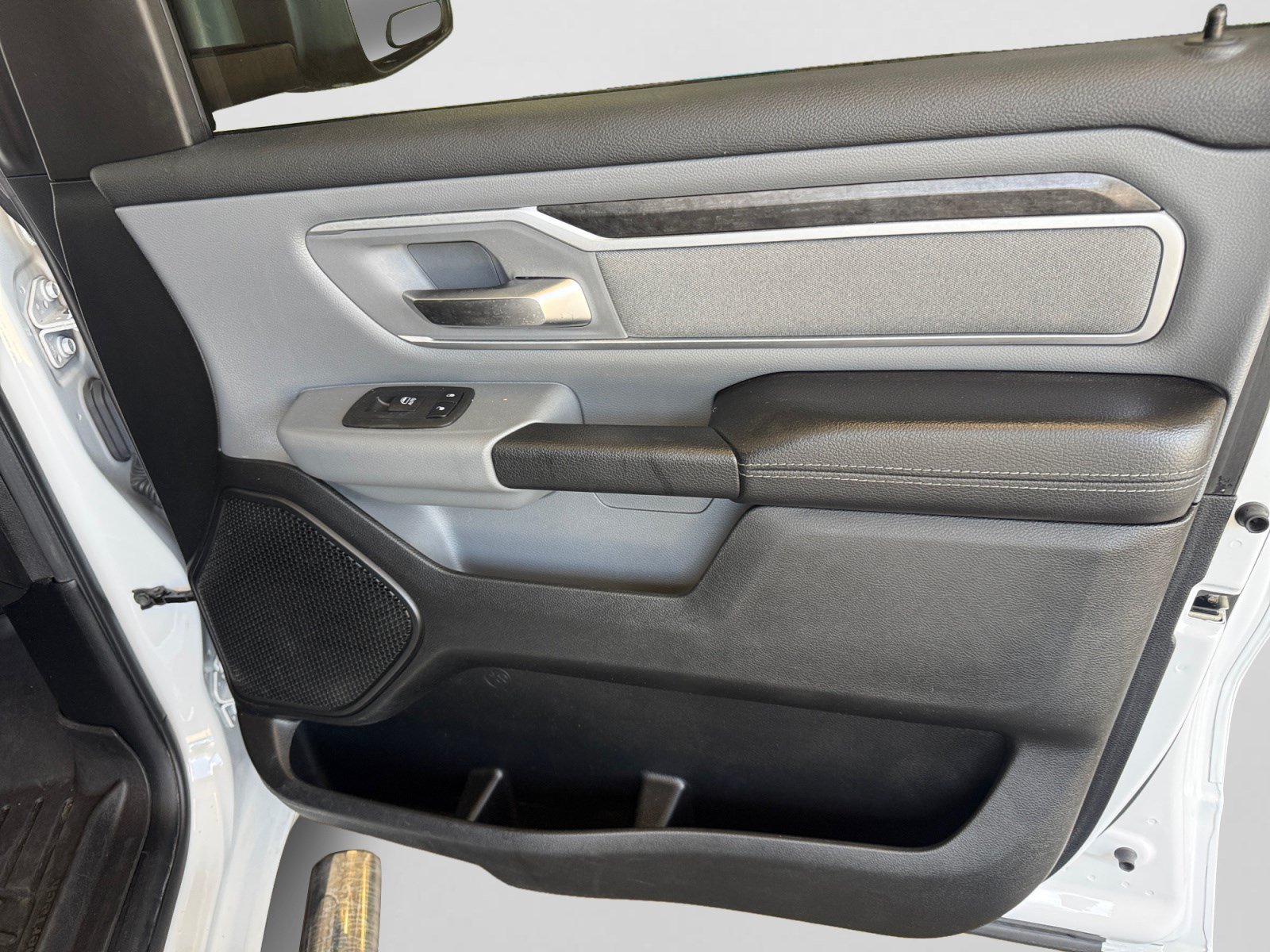 Used 2020 RAM 1500 Big Horn AWD/4WD image 14