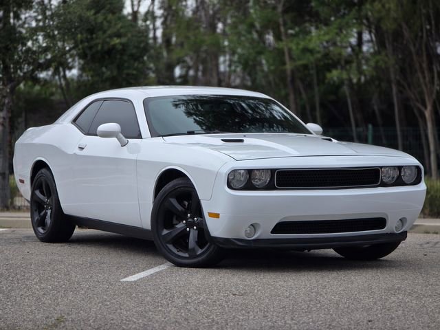 Used 2014 Dodge Challenger SXT Plus w/ Harman/Kardon Audio Group RWD image 1