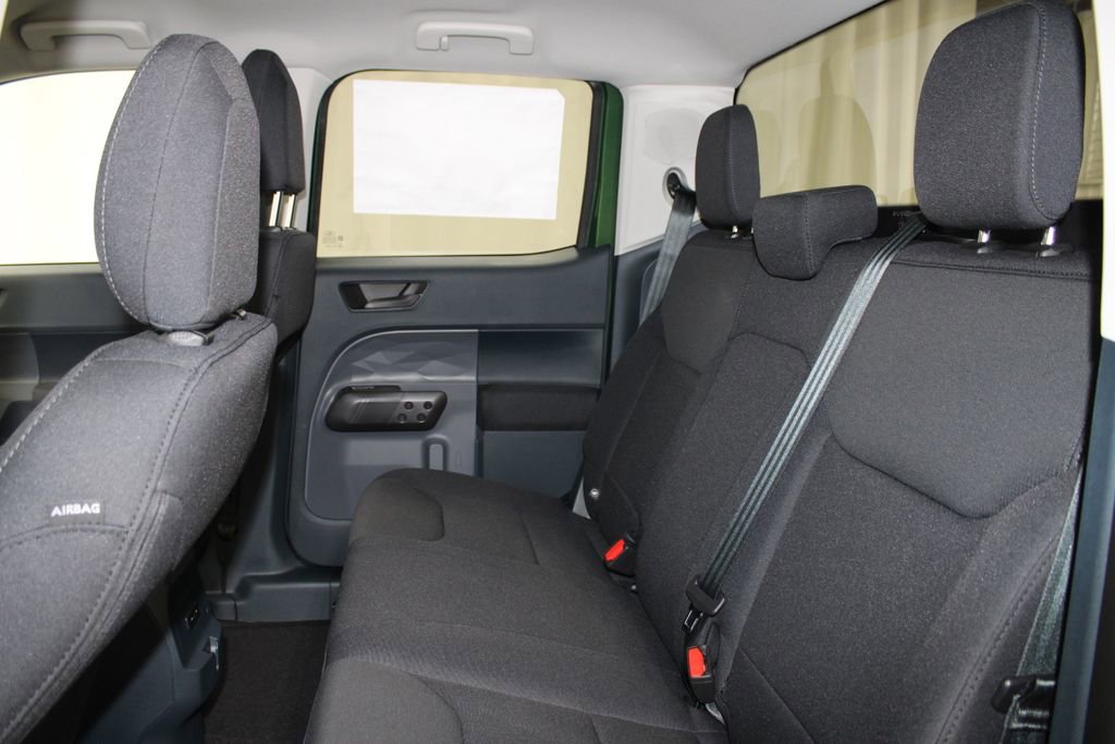 New 2025 Ford Maverick XL image 18