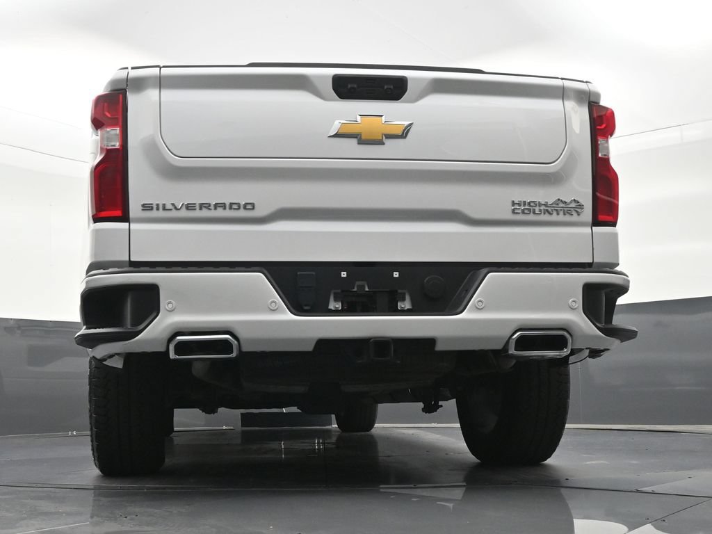 Used 2024 Chevrolet Silverado 1500 High Country AWD/4WD image 26