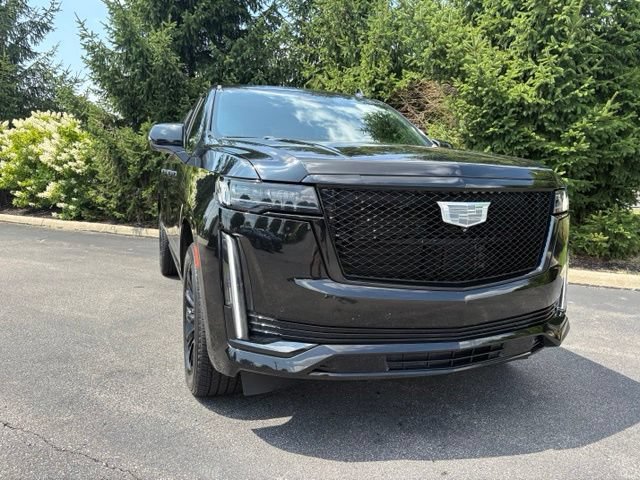 Certified 2022 Cadillac Escalade ESV Sport w/ Touring Package AWD/4WD image 11