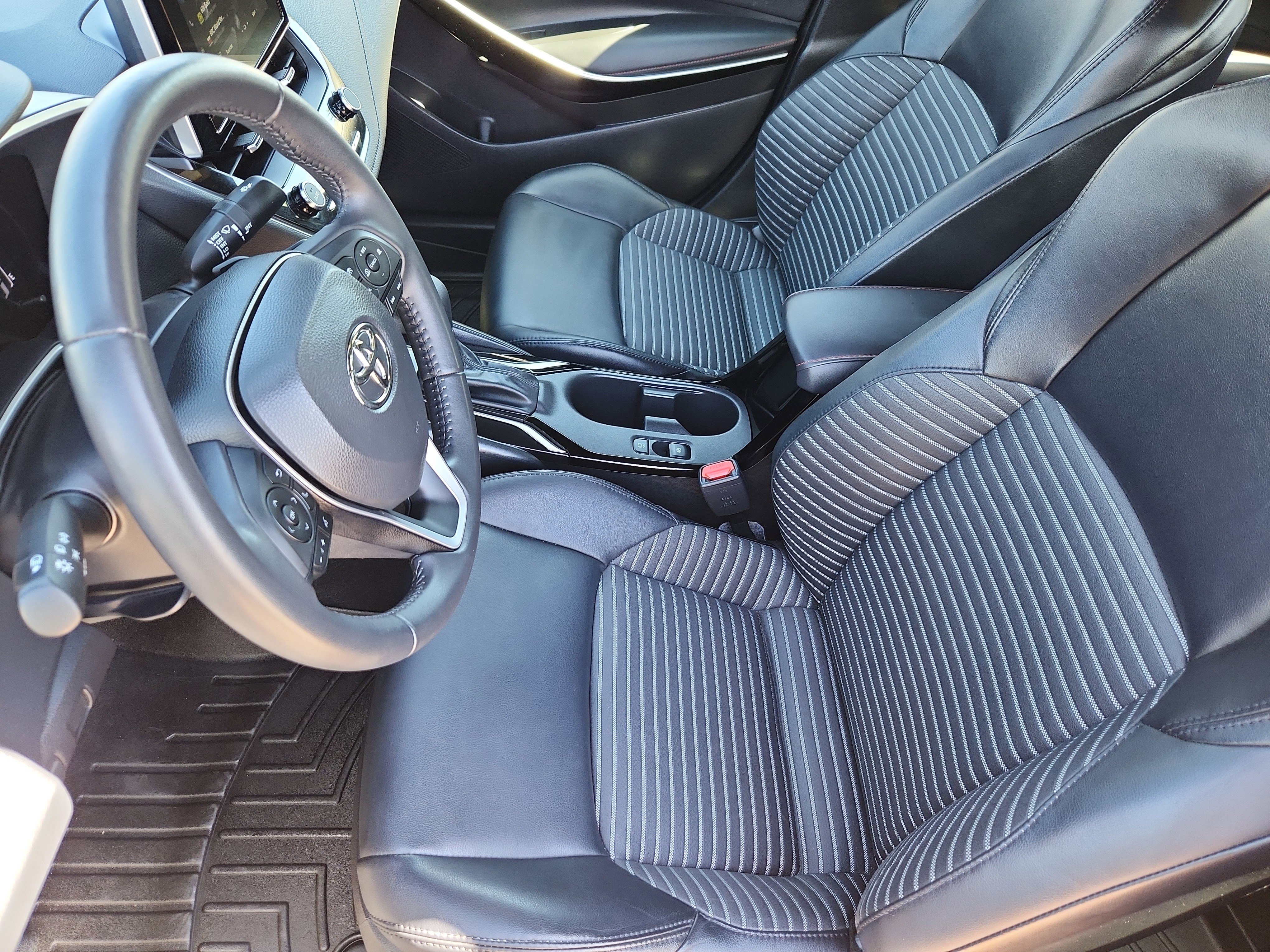 Used 2023 Toyota Corolla XSE w/ Carpet Mat Package (TMS) image 7