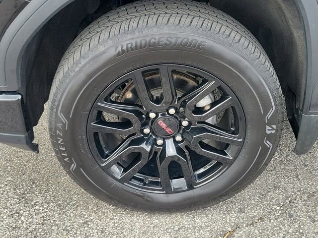 Used 2024 GMC Sierra 1500 Elevation AWD/4WD image 3