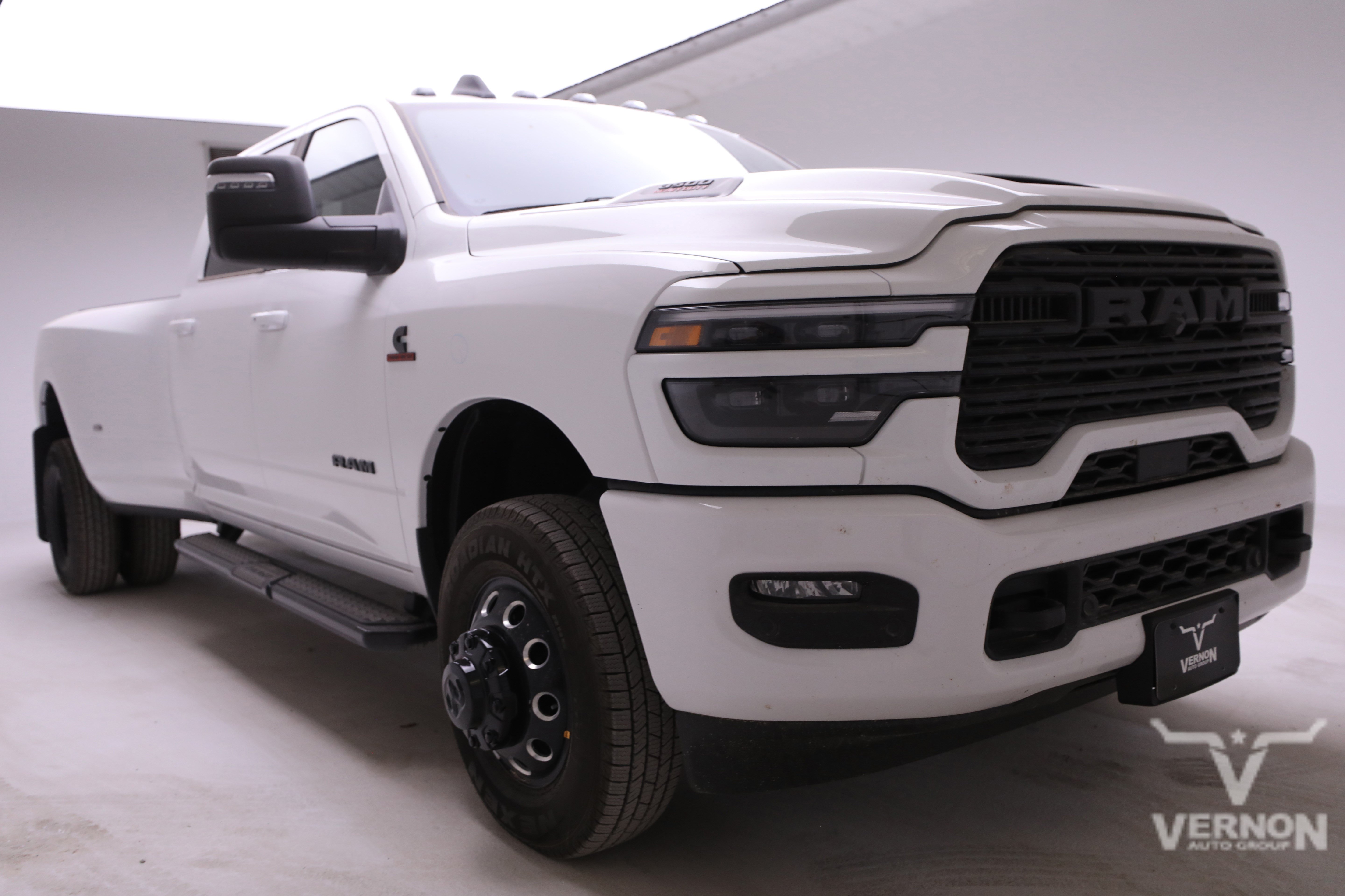 New 2026 RAM 3500 Laramie w/ Night Edition AWD/4WD image 7