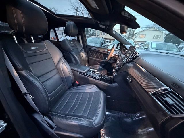 Used 2018 Mercedes-Benz GLE 63 AMG S image 35