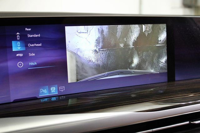 New 2026 Cadillac Escalade ESV Luxury w/ Touring Package image 21