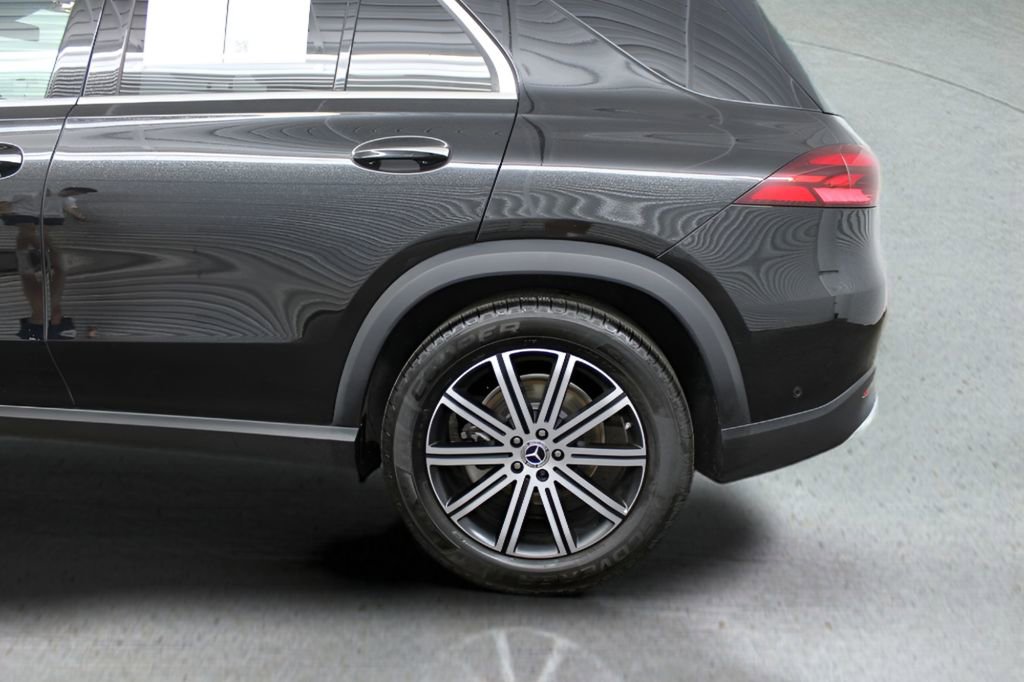 Used 2025 Mercedes-Benz GLE 350 4MATIC image 34