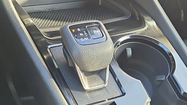 Used 2023 Nissan Rogue SV w/ SV Premium B Package FWD image 15