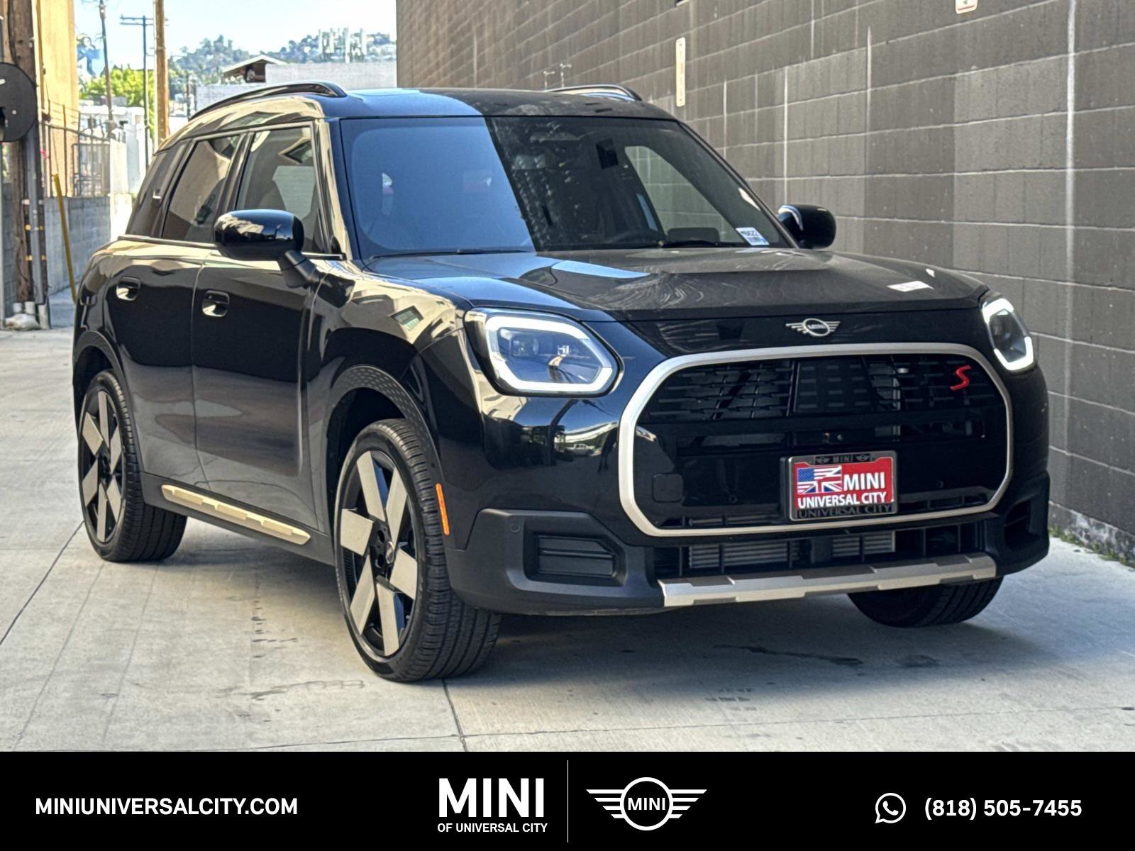 Used 2025 MINI Cooper Countryman S w/ Comfort Package Max image 1