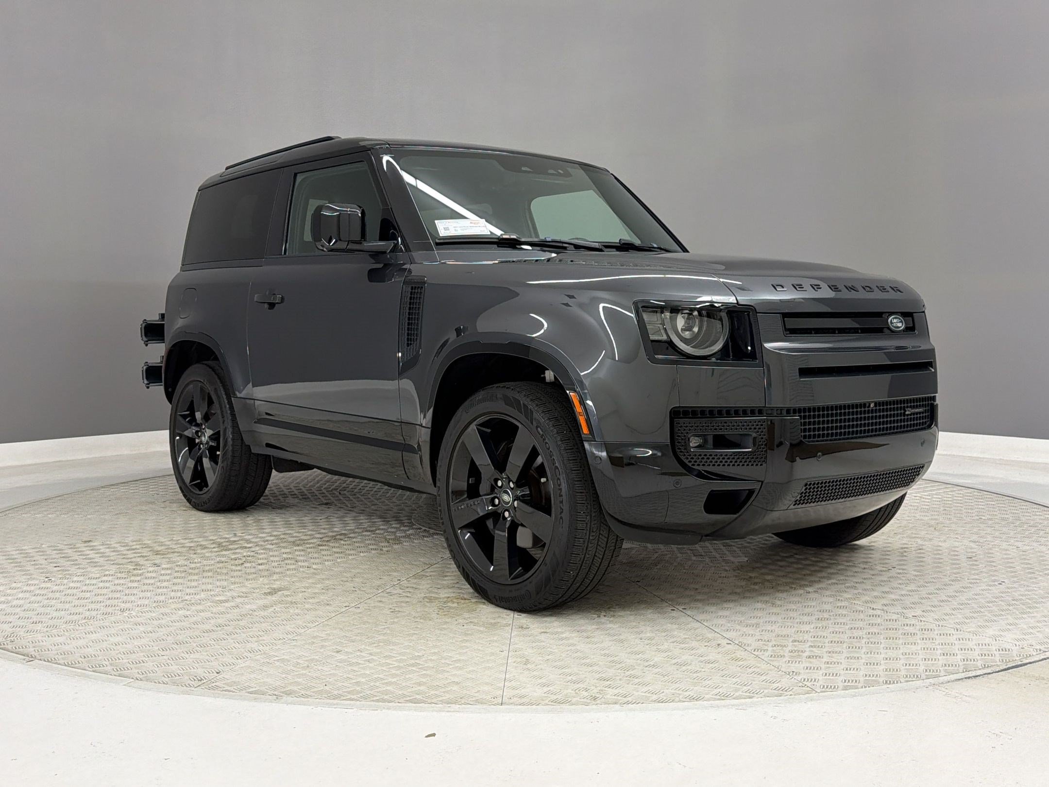 Used 2023 Land Rover Defender 90 X-Dynamic SE AWD/4WD image 7