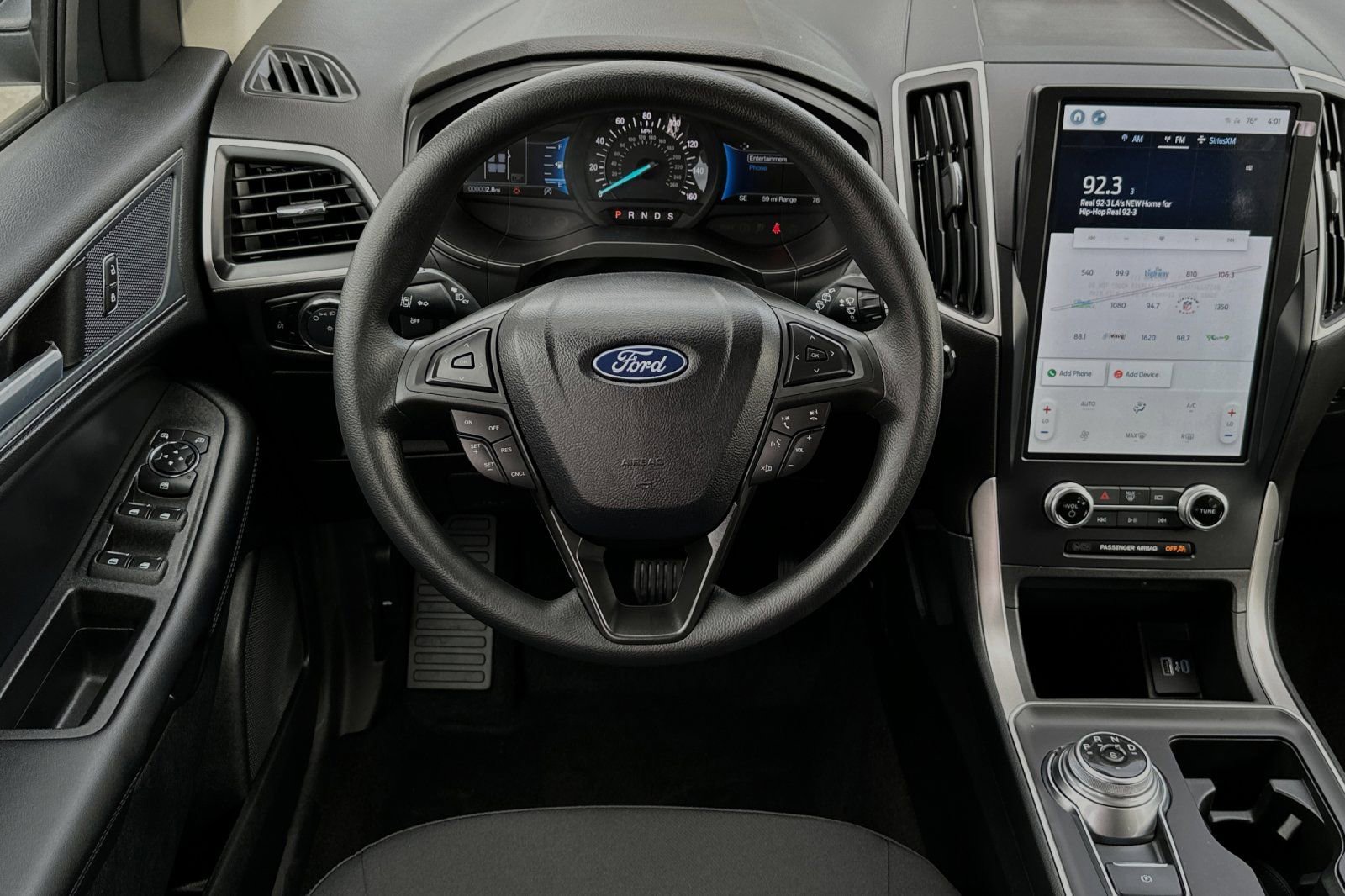 New 2024 Ford Edge SE w/ Black Appearance Package image 12