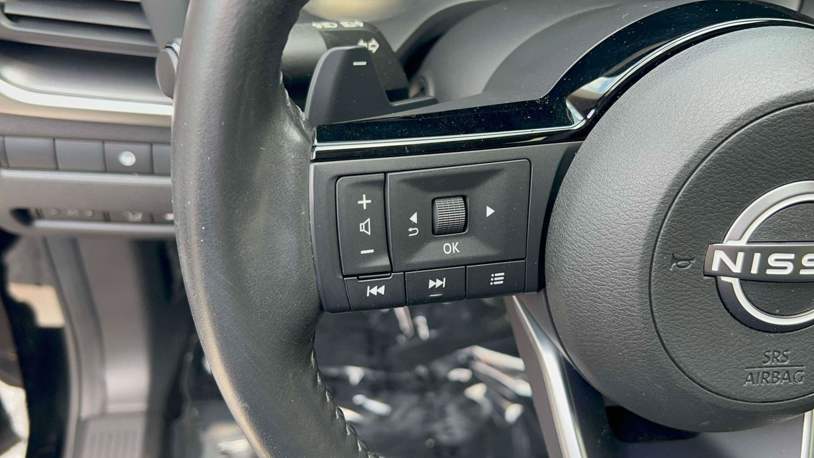 Used 2023 Nissan Rogue SV w/ SV Premium B Package AWD/4WD image 20