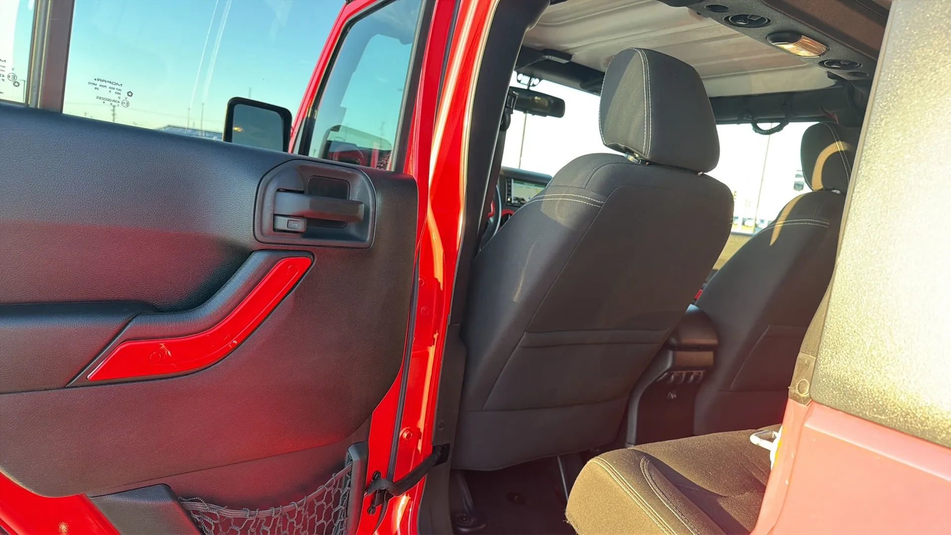 Used 2015 Jeep Wrangler Unlimited Sahara w/ Trailer Tow Group image 47