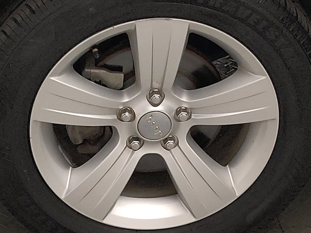 Used 2016 Jeep Compass Sport w/ Power Value Group FWD image 31