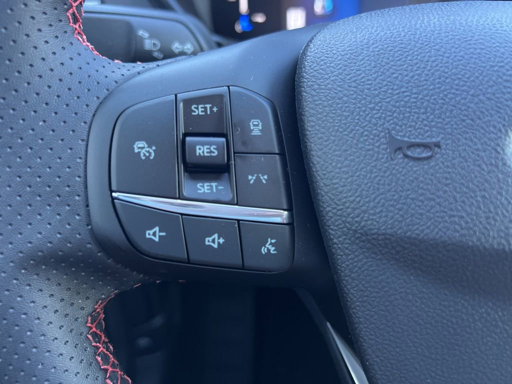New 2026 Ford Escape ST-Line w/ Tech Pack #1 FWD image 16