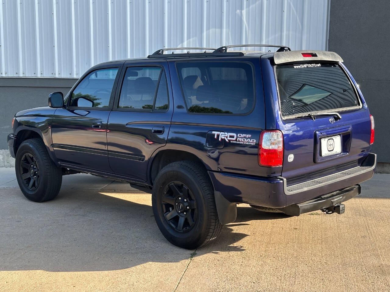 Used 2001 Toyota 4Runner SR5 w/ Upgrade Value Pkg 3 AWD/4WD image 11