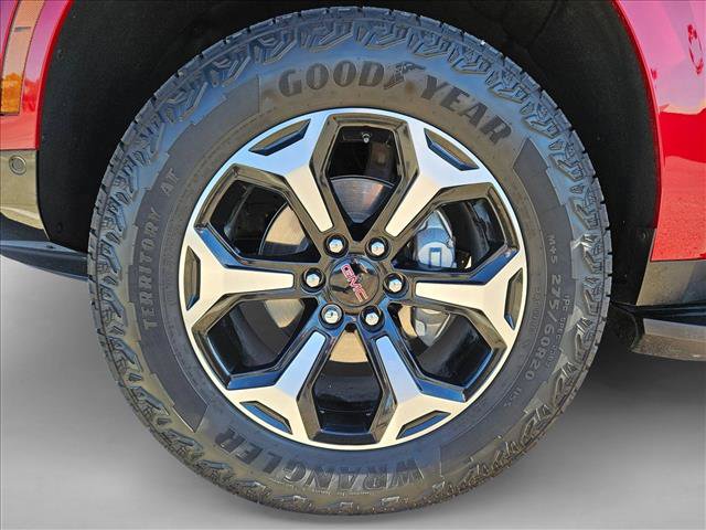 Used 2025 GMC Yukon AT4 AWD/4WD image 24