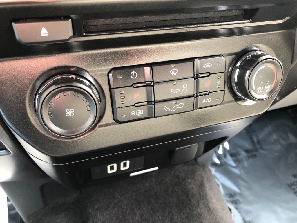 Used 2017 Ford F150 XLT w/ Equipment Group 302A Luxury image 34