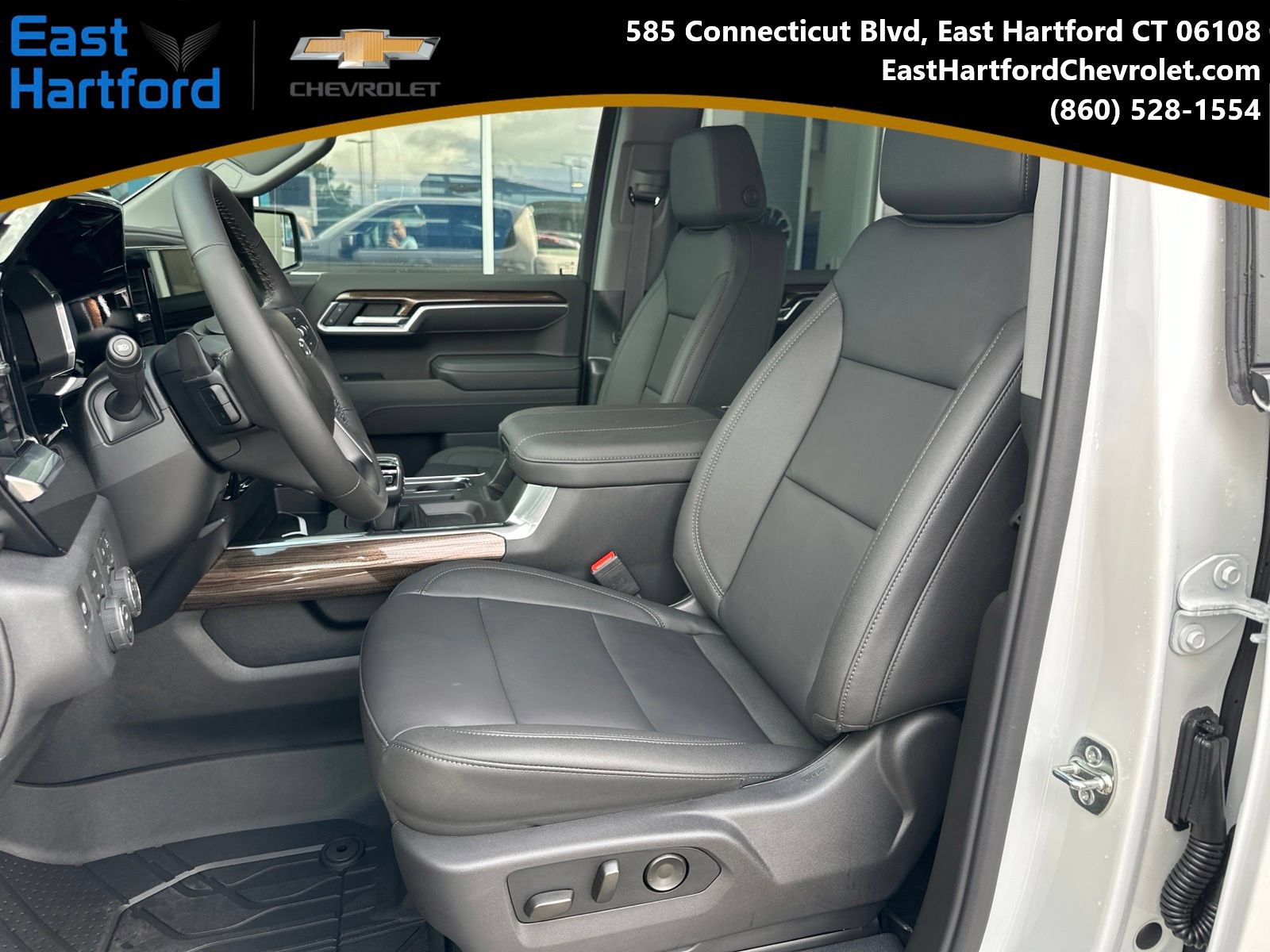 New 2026 Chevrolet Silverado 1500 RST w/ Safety Package AWD/4WD image 17