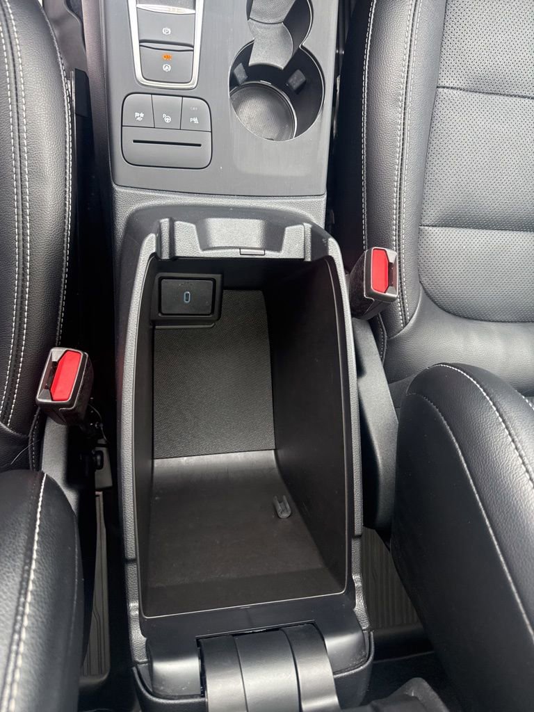 Used 2020 Ford Escape Titanium w/ Titanium Premium Package 2.0 FWD image 40