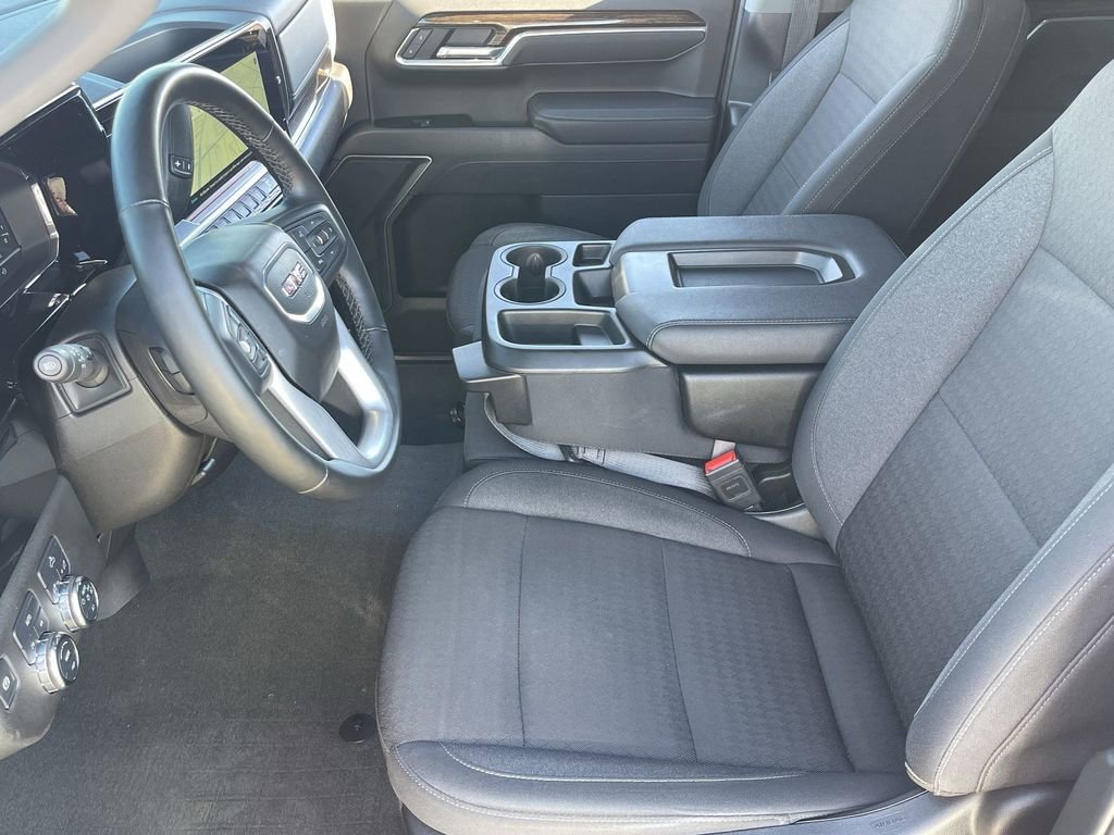 Used 2025 GMC Sierra 1500 Elevation image 19