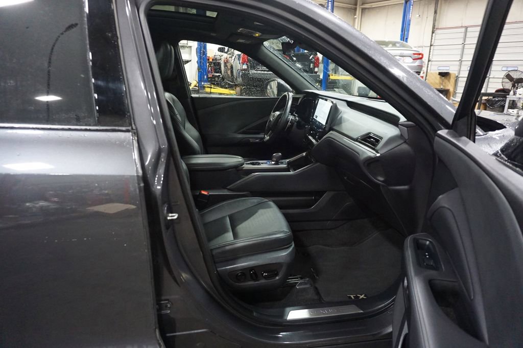 Used 2025 Lexus TX 350 FWD w/ Technology Package image 18