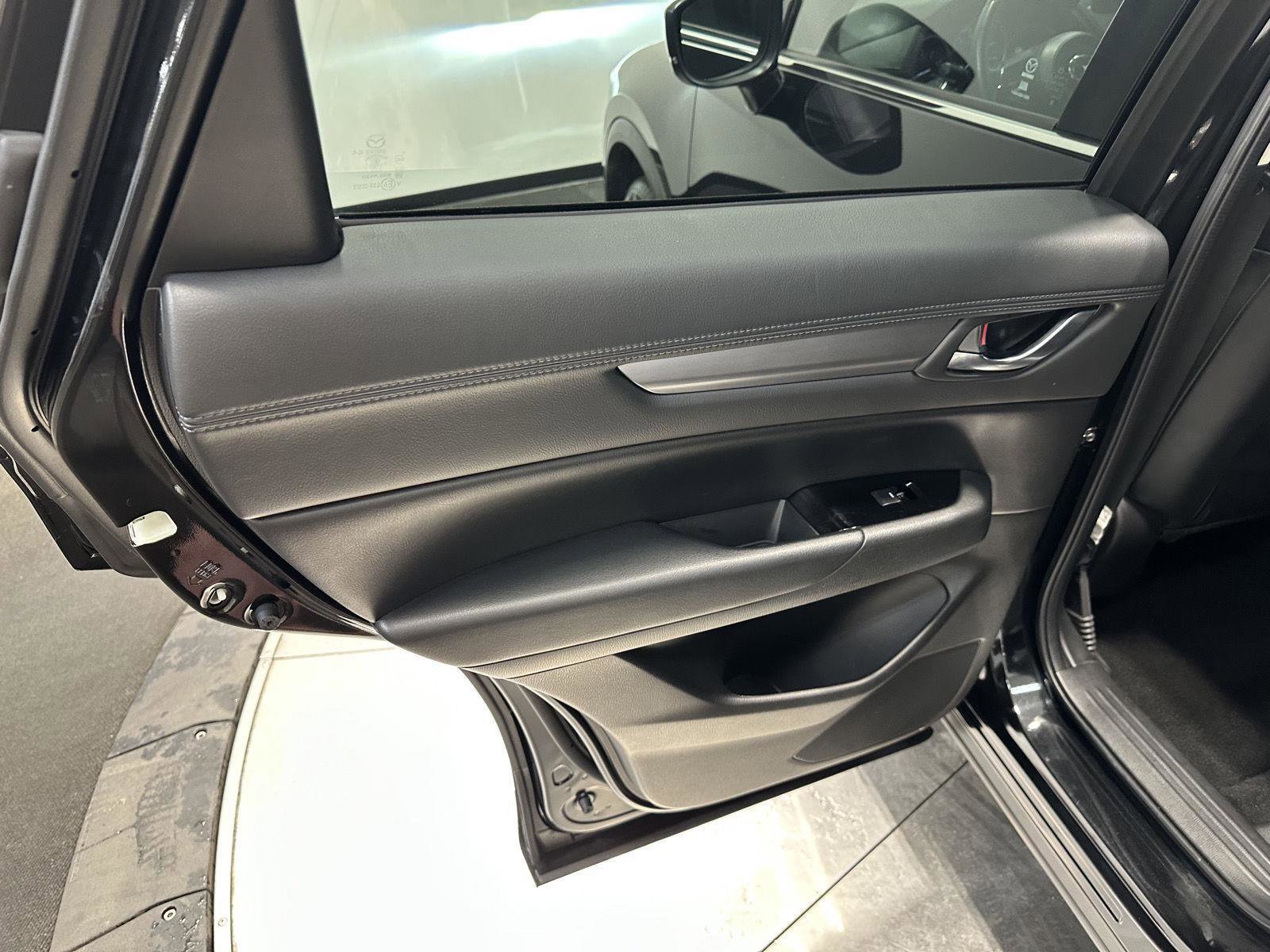 Used 2023 MAZDA CX-5 AWD 2.5 S w/ Select Package image 25