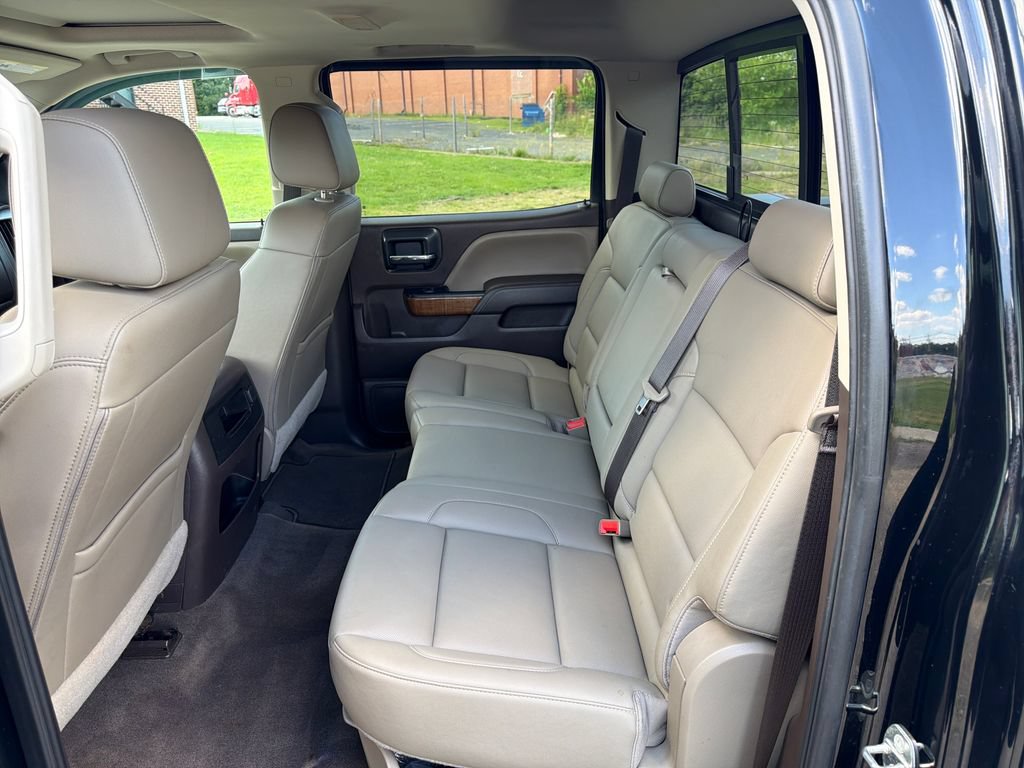 Used 2018 GMC Sierra 1500 SLT AWD/4WD image 40