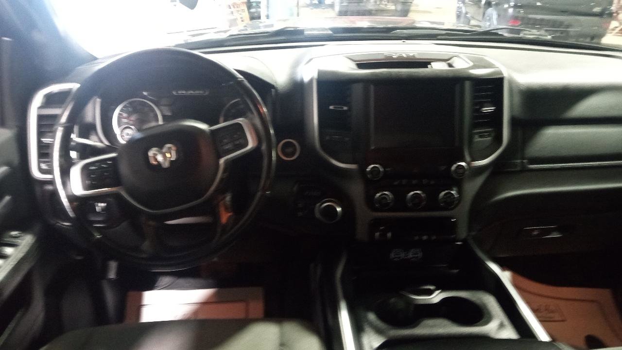 Used 2022 RAM 2500 Big Horn w/ Level A Equipment Group AWD/4WD image 9