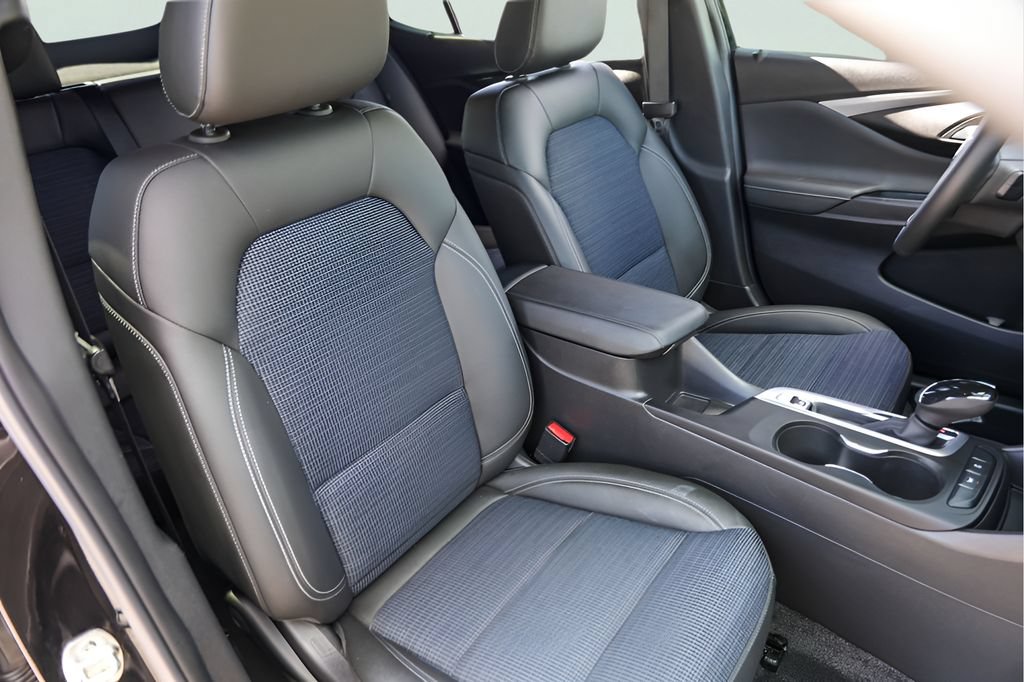 Used 2024 Buick Envista Preferred w/ Convenience I Package FWD image 28