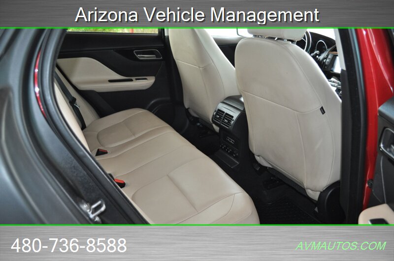Used 2017 Jaguar F-PACE Premium AWD/4WD image 27