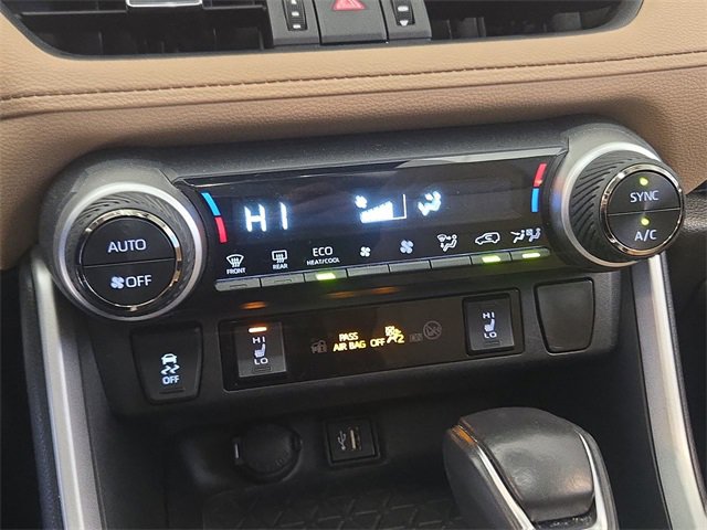 Used 2024 Toyota RAV4 XLE Premium image 18