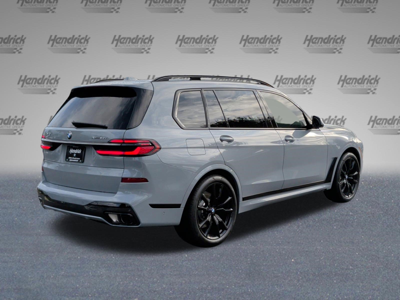 Certified 2026 BMW X7 xDrive40i w/ Executive Package image 10
