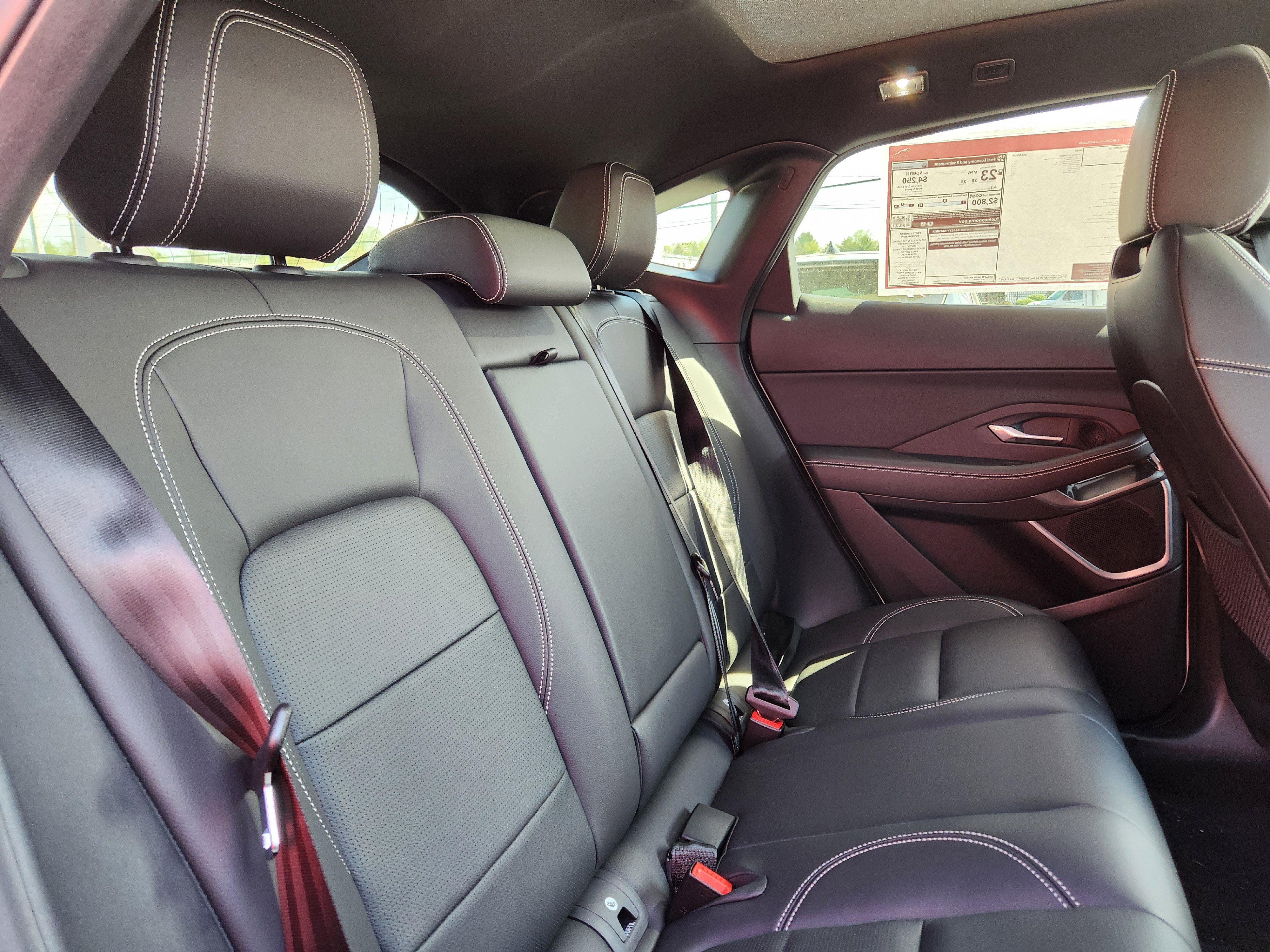 Used 2024 Jaguar E-PACE R-Dynamic SE image 9