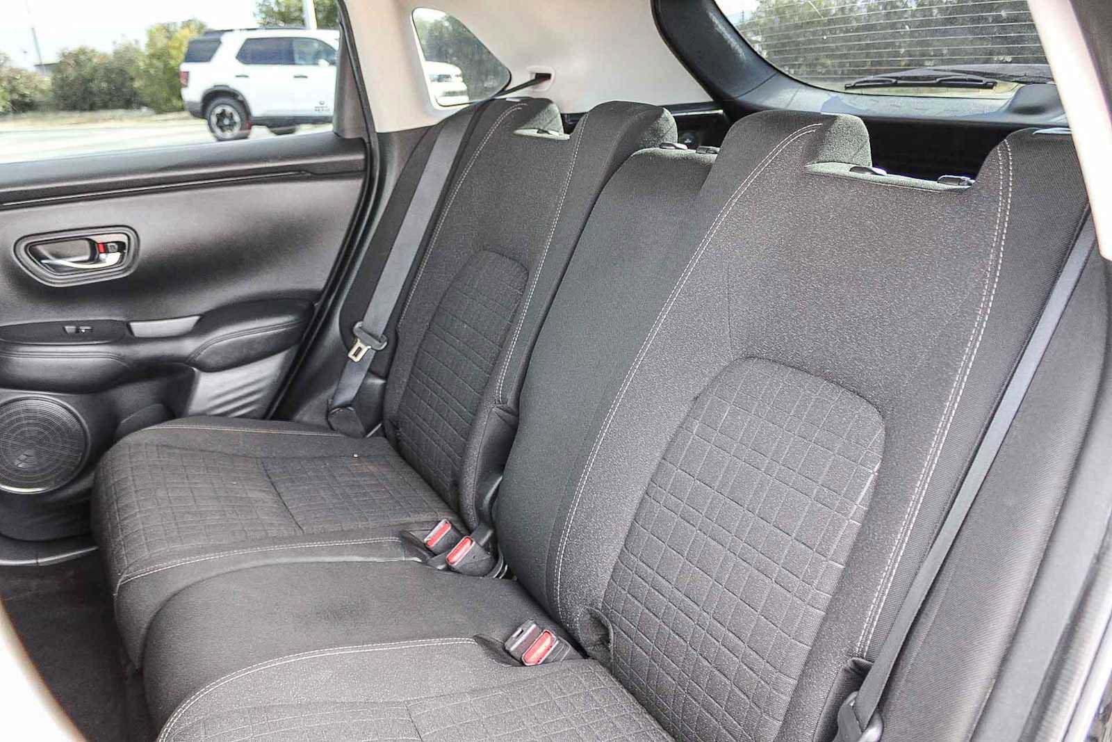 Certified 2023 Honda HR-V LX image 18