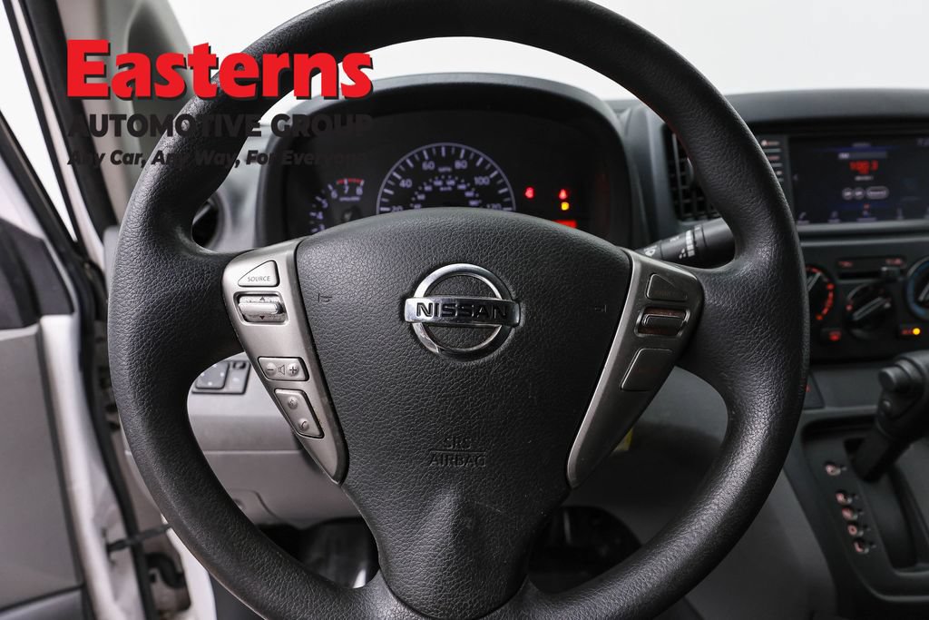 Used 2020 Nissan NV200 SV w/ Back Door Glass Package FWD image 10